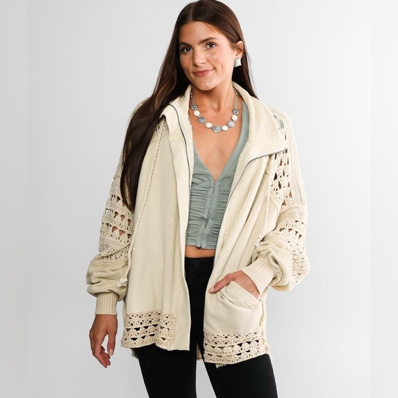 NWOT Free People Dune Bug Crochet Cardigan - Picture 3 of 15